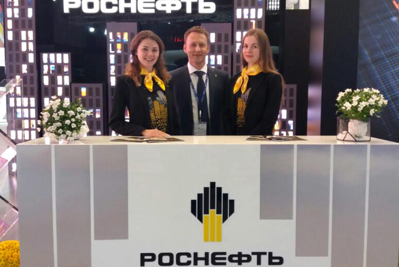 выставочный стенд, uniform for rosneft stand