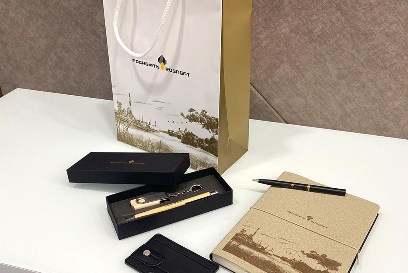 выставочный стенд, полиграфия и сувенирная продукция для пао "нк "роснефть"