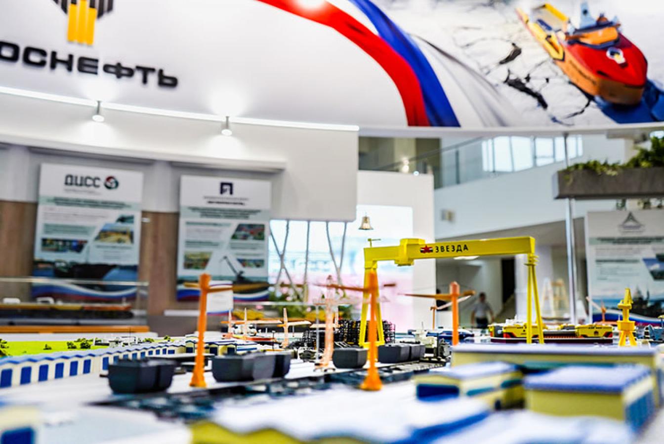 выставочный стенд, обьединенный стенд для российских кораблестроителей