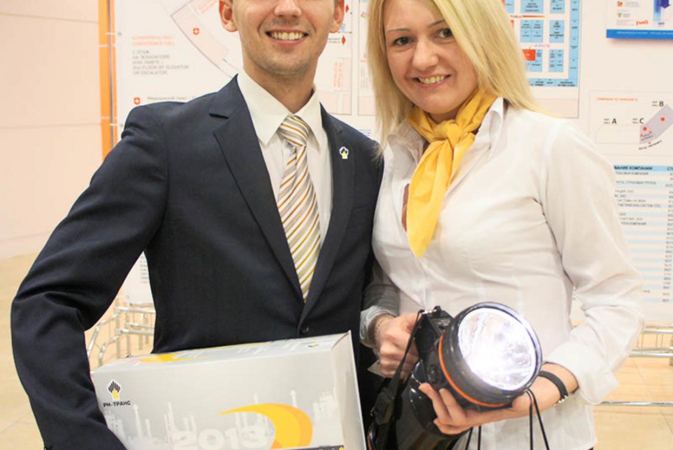 выставочный стенд, костюмы для промоакции компании "рн-транс"